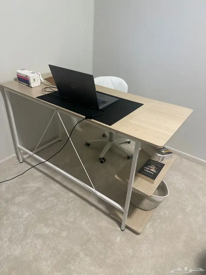 مكتب وكرسي جديد 0