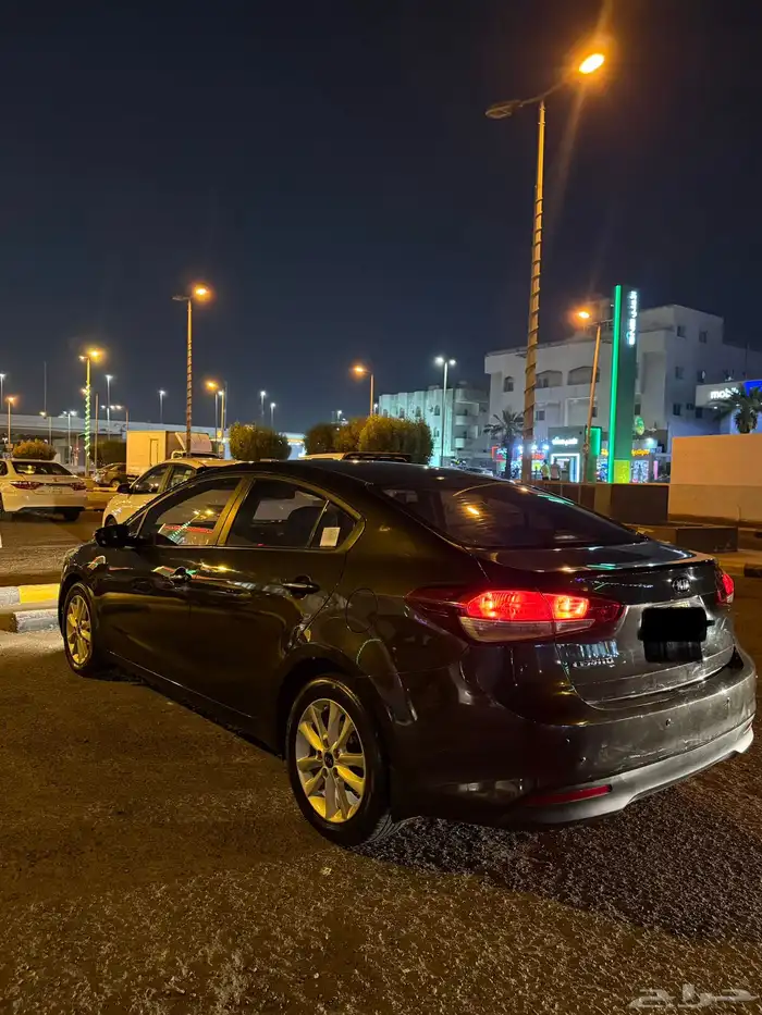 كيا سيراتو 2017 الممشى 223وكسور 3