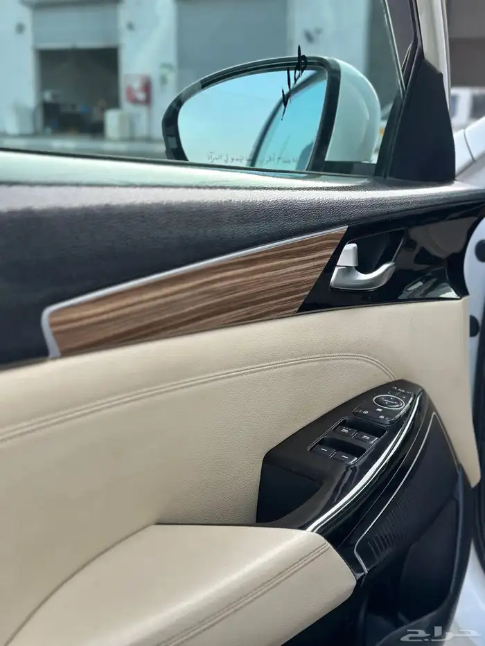 كيا كدنزا 10