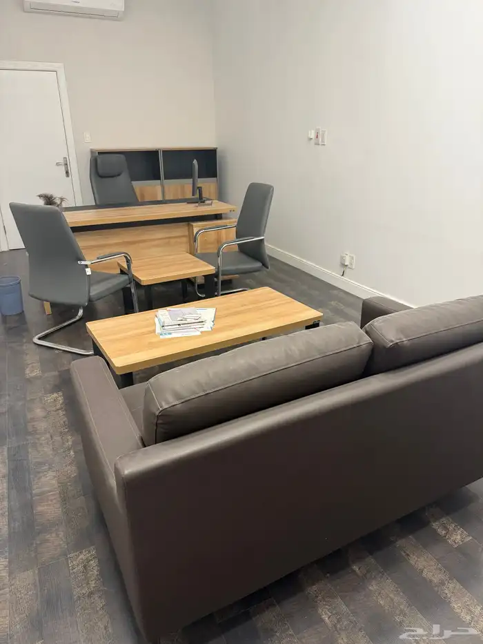 اثاث مكتب للبيع 0