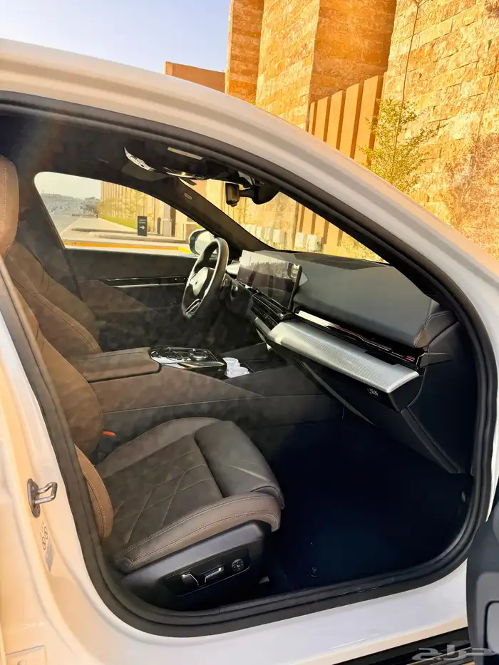 BMW 520 i M kit في حالة الوكالة 30