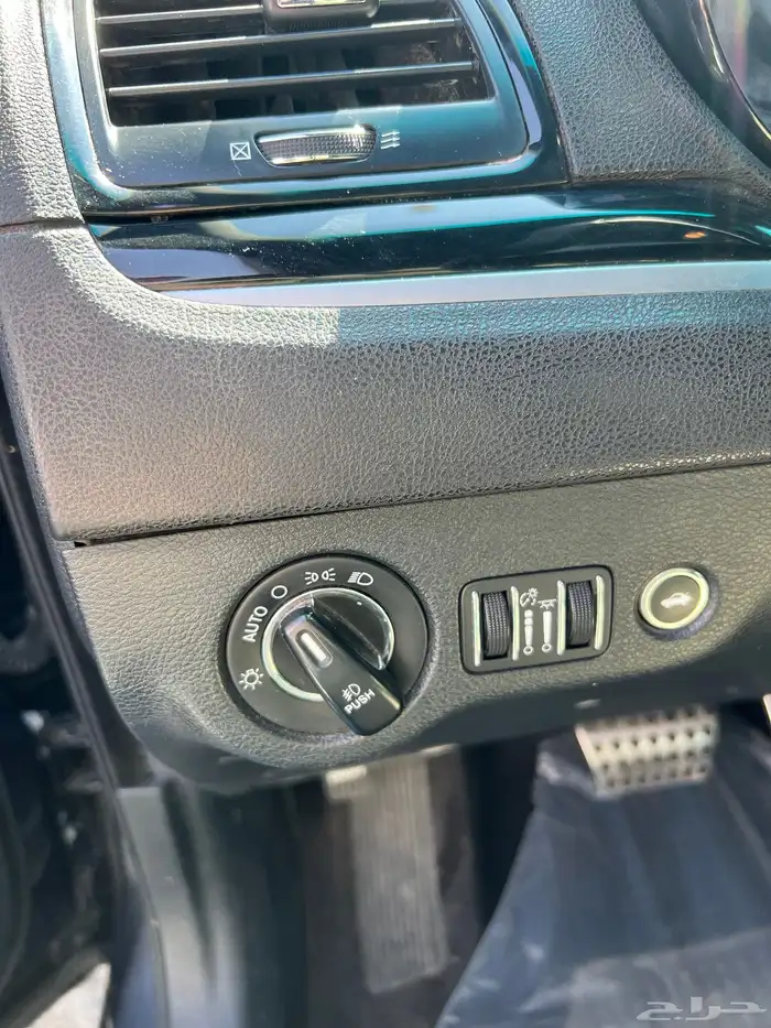 للبيع كرايزلر 2018 - C300s 25