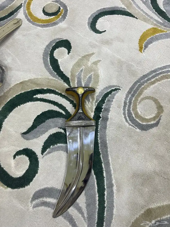 جنبية صنعاني للبيع 2