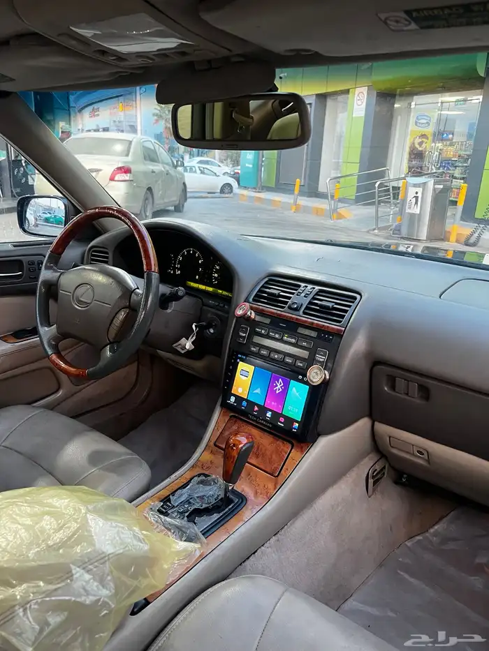 لكزس 400 اقبل بدل 5