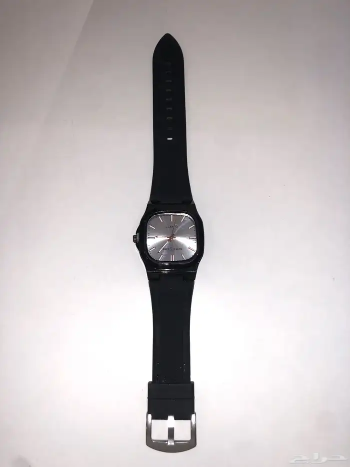 ساعة اصليه جديدة غير مستخدمه للبيع 0