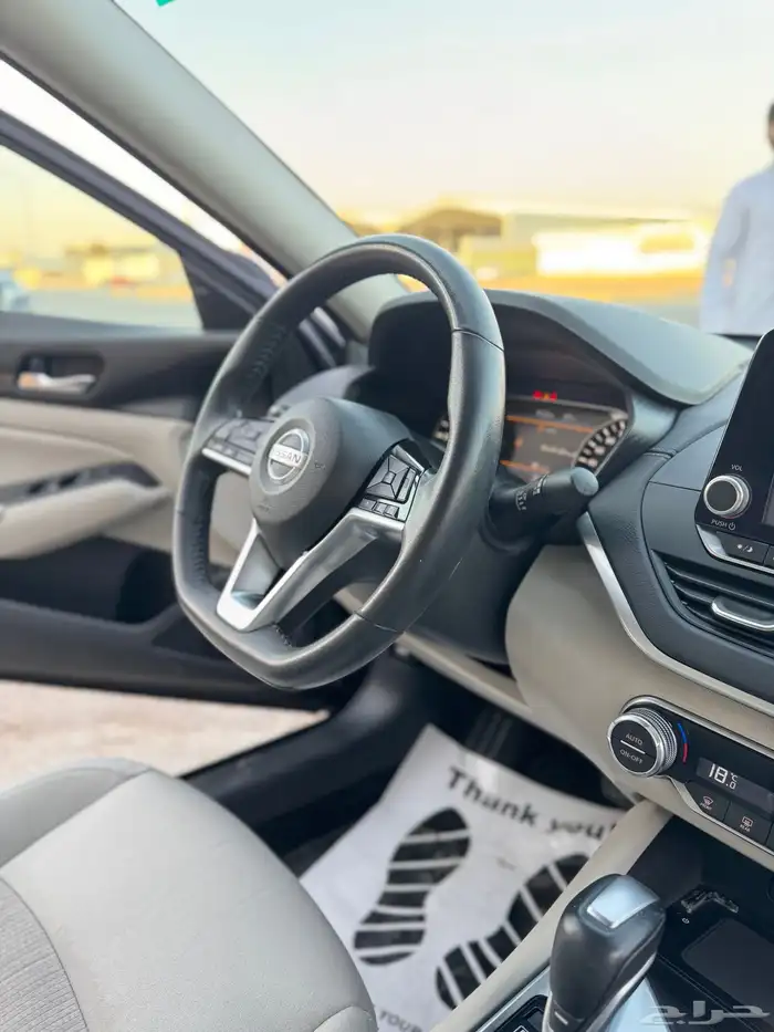 للبيع نيسان التيما 2022- نص فل بحالة الوكاله 19