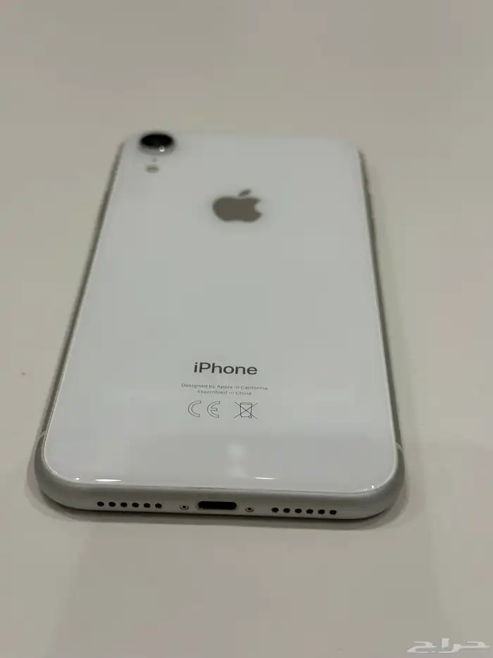 آيفون XR أبيض 128 قيقا   مخزن ونظيف جدا 5
