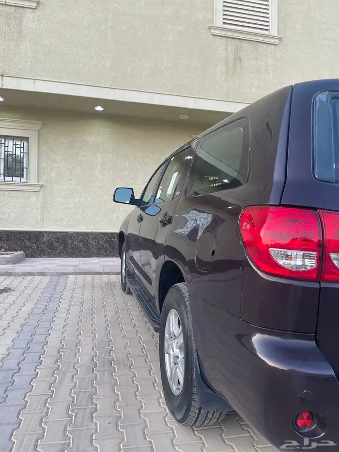 تويوتا سكويا 2010 14