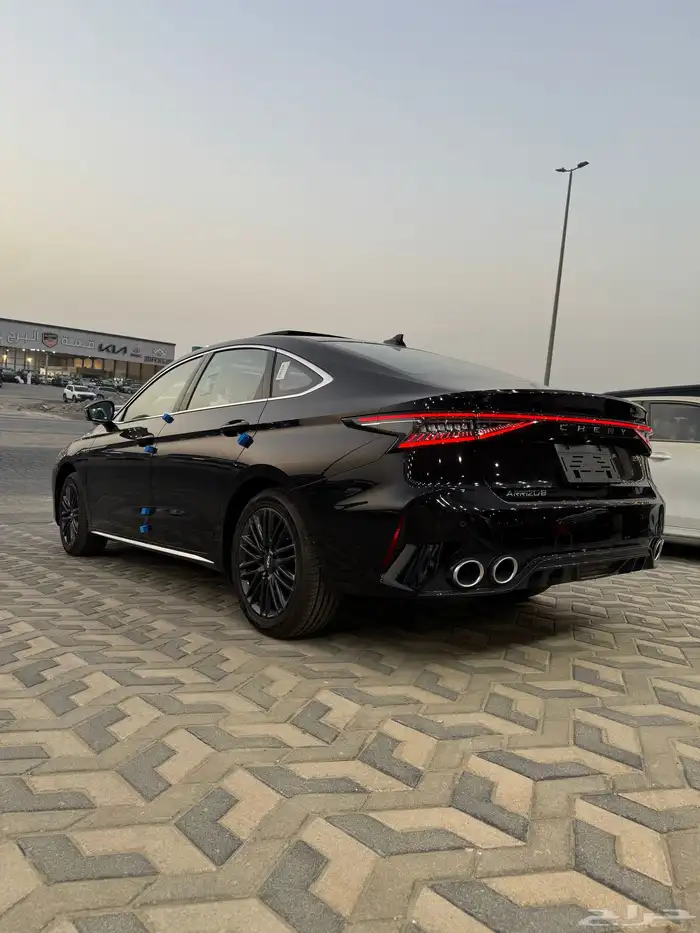 شيري اريزو 8 موديل 2025 كمفورت ولاكجري 9