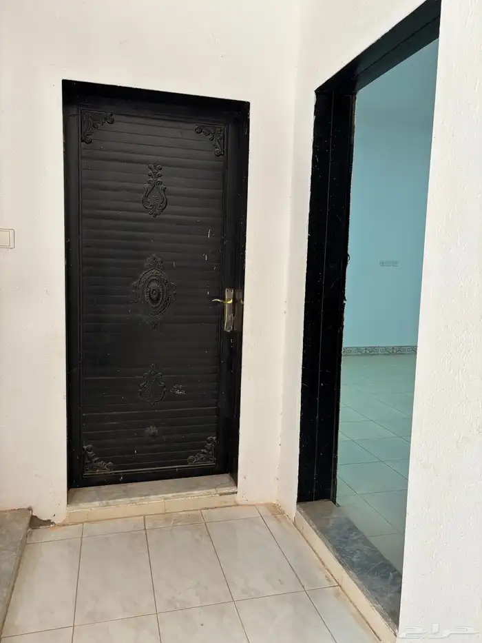 للبيع شقق تمليك مجدده حي الريان ب 350 الف 1