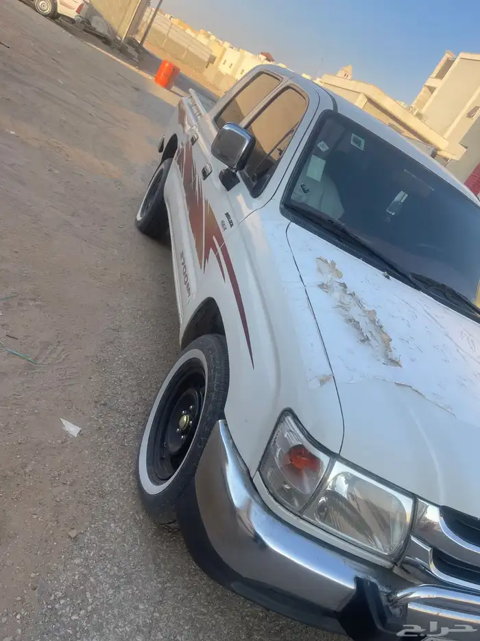 هايلوكس 2004 للبيع غمارتين 1