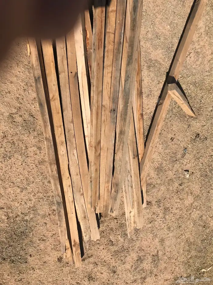 خشب عمدان مرابيع ومساند مجلس 0