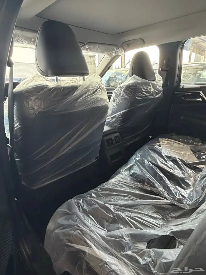 ميتسوبيشي اوتلاندر نص فل لاين 2025 13