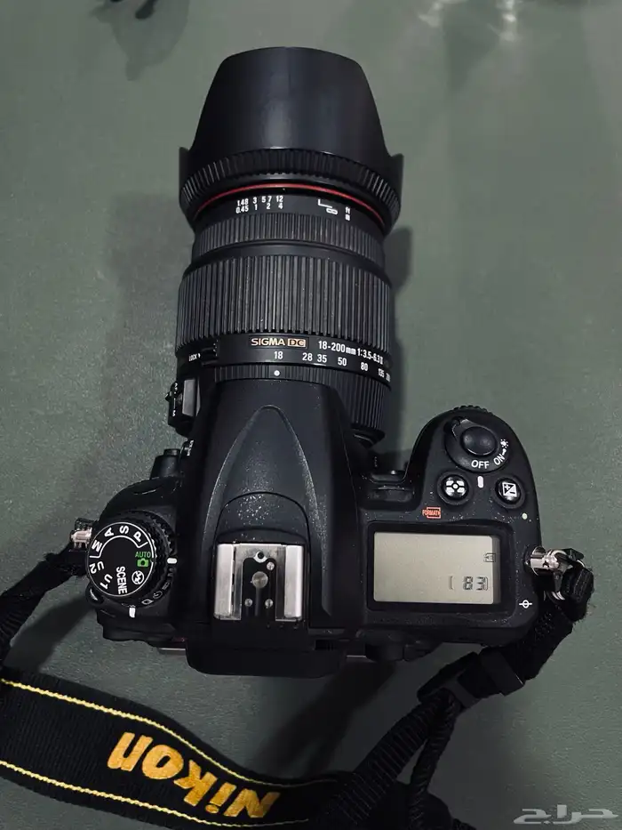 للبيع كاميرا نيكون D7000 مع عدسة سيقما 18-200 1