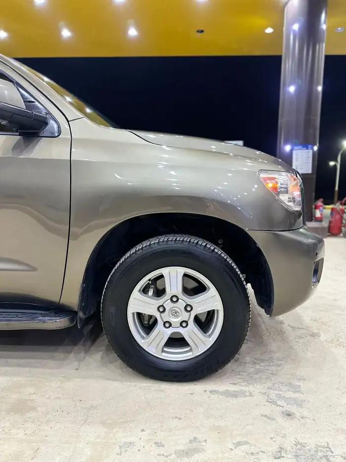 جيب سكويا 10