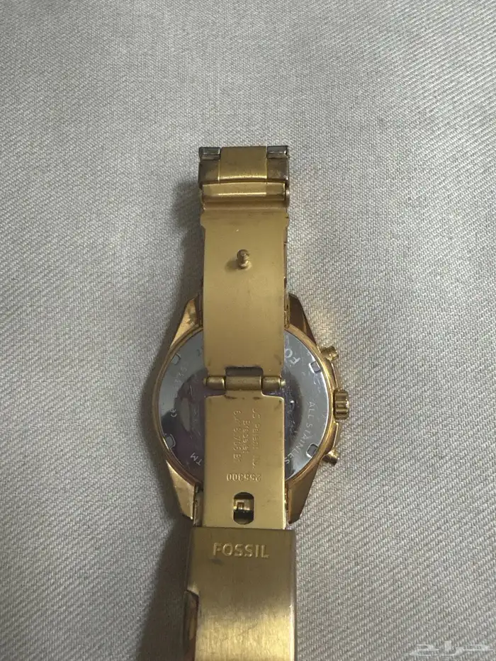 للبيع ساعة فوسيل أصليه 1