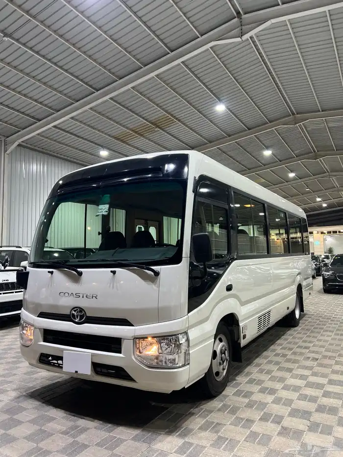للبيع باص تويوتا كوستر موديل 2020 ديزل 2