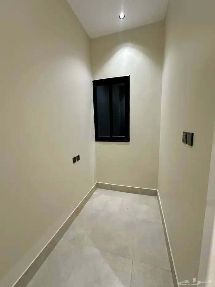 للبيع شقق علويه بمصعد واسطح خاصه بأبها-المحاله520الف 8