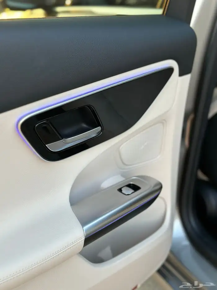 مرسيدس C300 2023 بدي وكاله 40