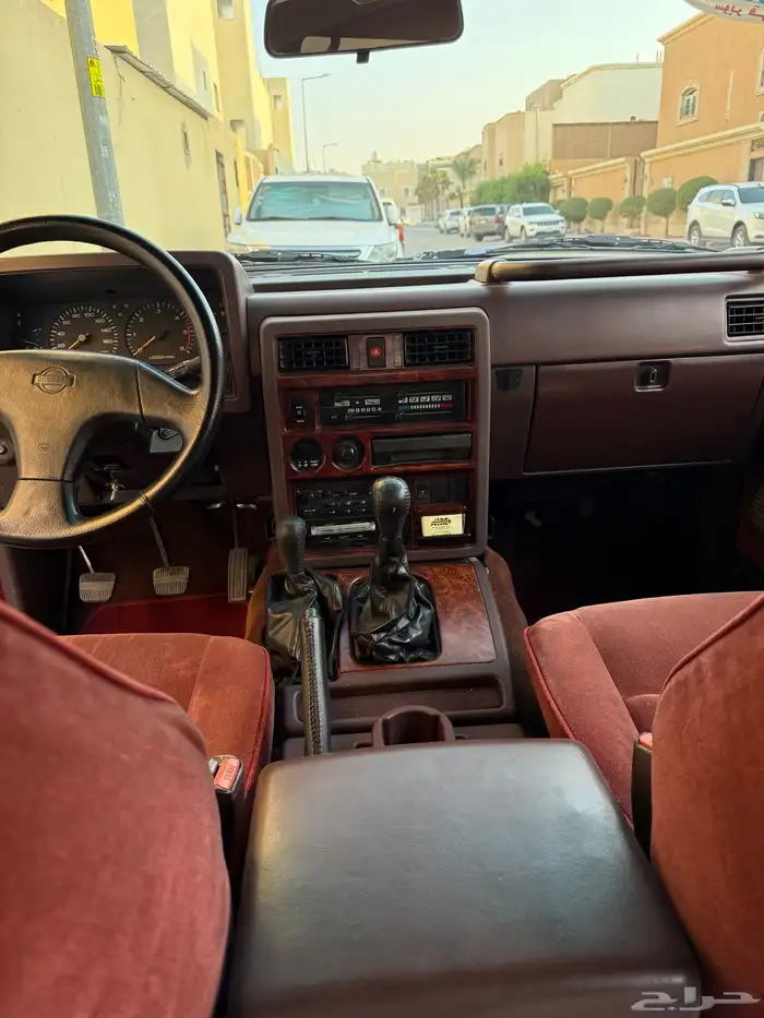 نيسان باترول صالون SGL 8