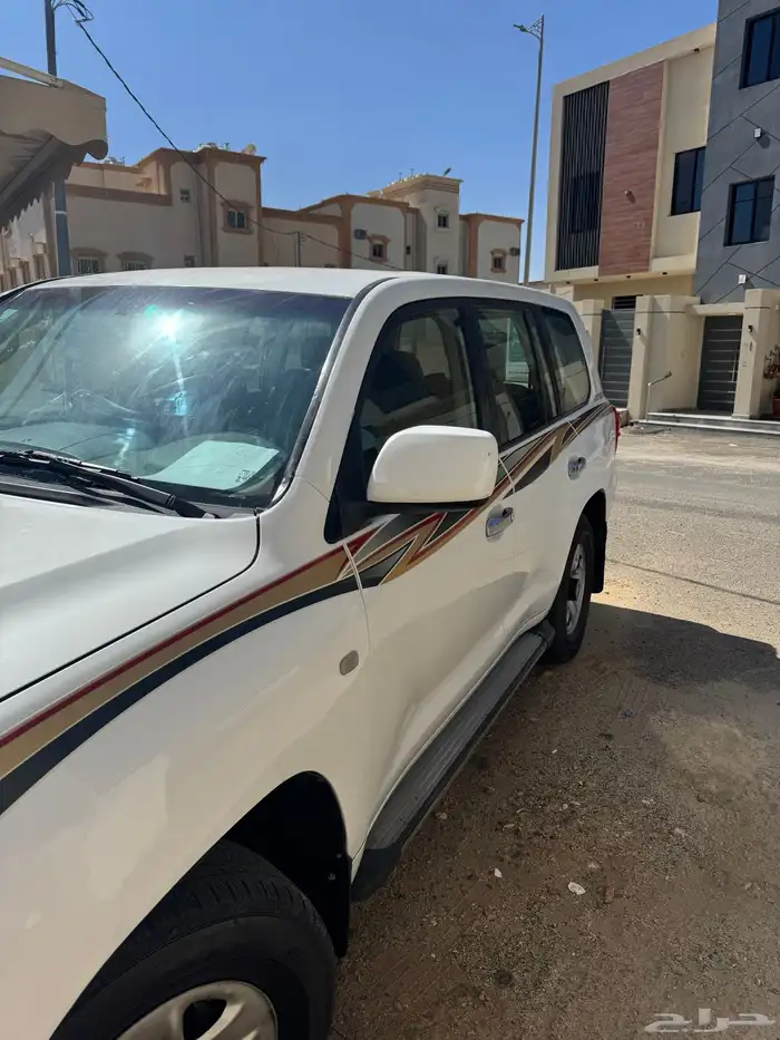 جيب لاندكروزر 2009 نظيف جدا دبل - للبيع 5