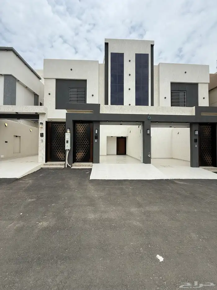 للبيع ارواف ارضيه وعلويه بحوش وسطح خاص الزهور المحاله ابها 1