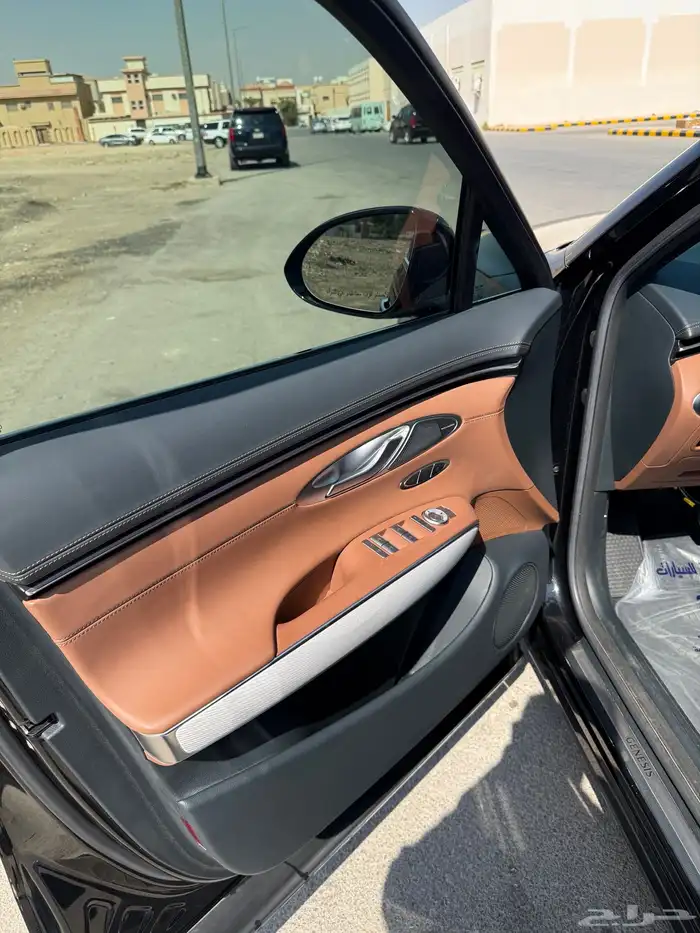 جيب جنسس GV70 7