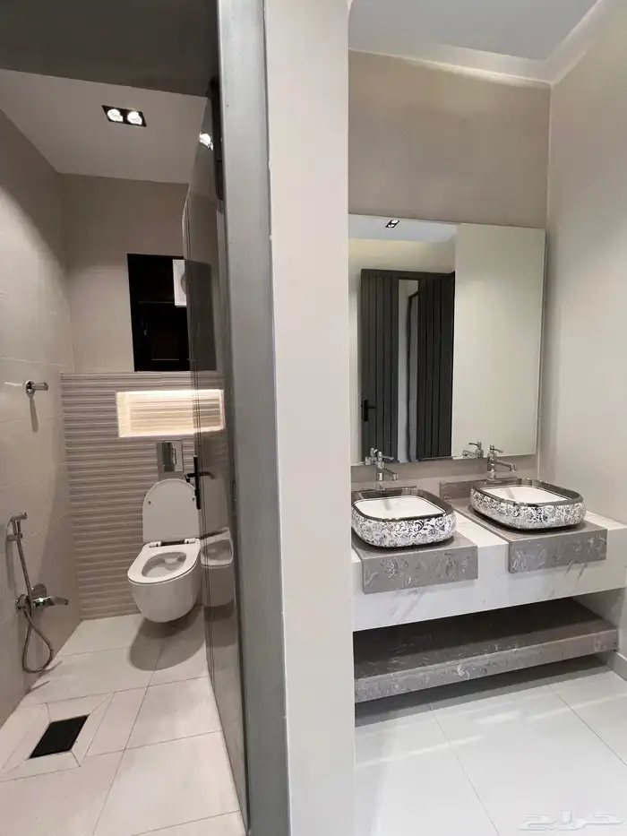 ادوار ارضيه وادوارعلويه طريق ابها الخميس مقابل دوار التحلية 8