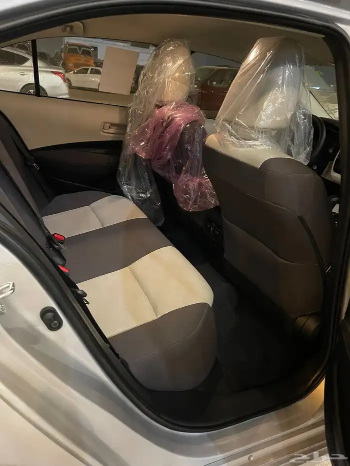 تويوتا كورولا XLI 2.0 طيس بنزين 2025 12