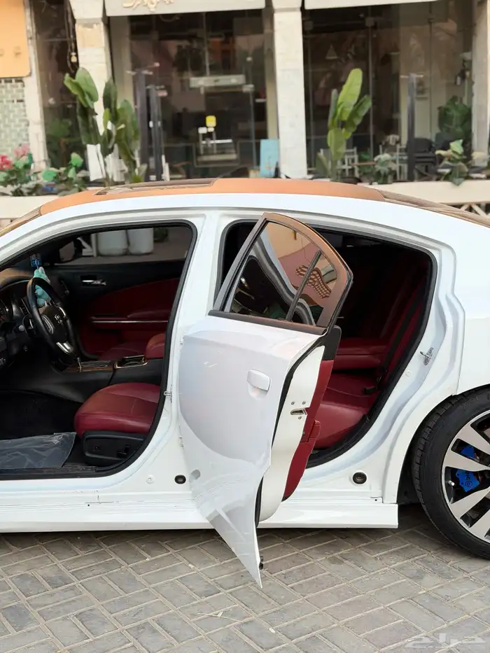 دوج تشارجر 4