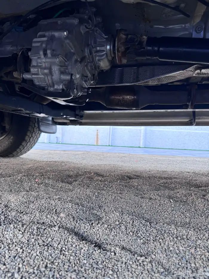 هايلوكس ( مخزن بريمي ) 60