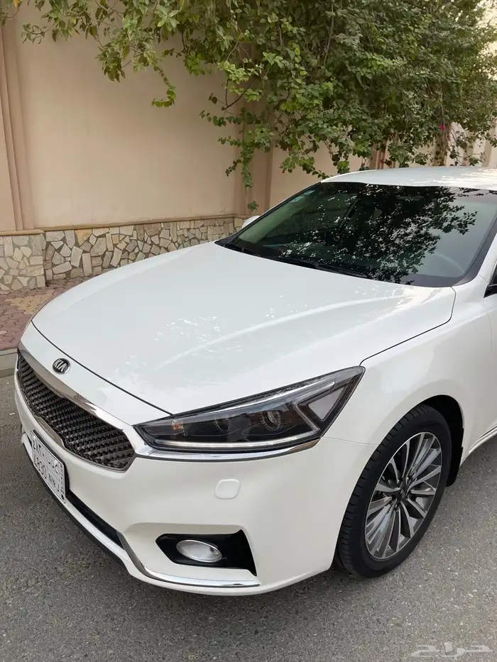 كيا كادينزا 2018 شبه الاصفار 7