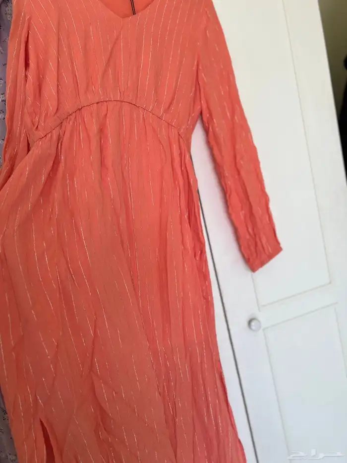 فساتين وجزم بأسعار مناسبه 10