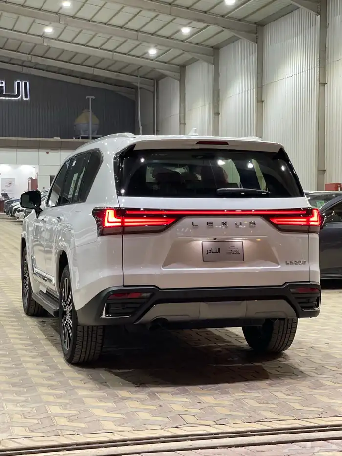 لكزس Lx BB سعودي عدةالوان بطاقه كاش اقساط 13