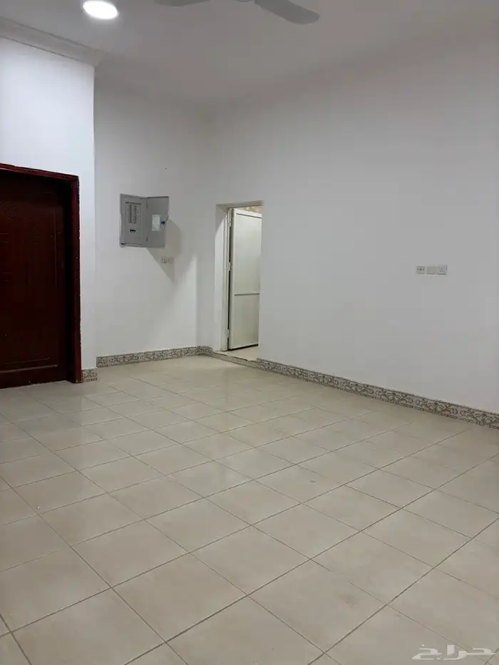 للبيع شقق تمليك مجدده حي الريان ب 350 الف 7