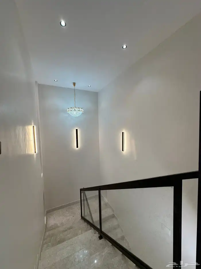 فيلا فاخرة للبيع مذينب مخطط البدراني 26