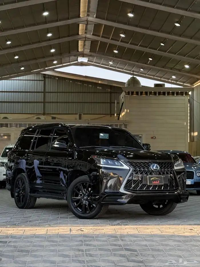 لكزس - 2019 - LX570 - فل كامل 0