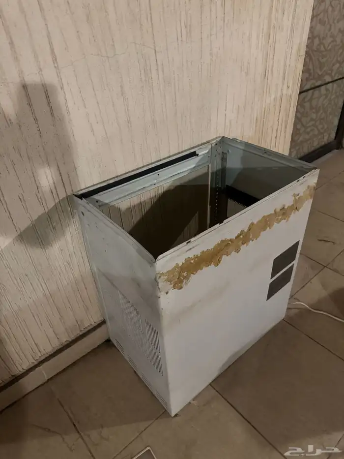 عندي مكيف للبيع شركه LG 3