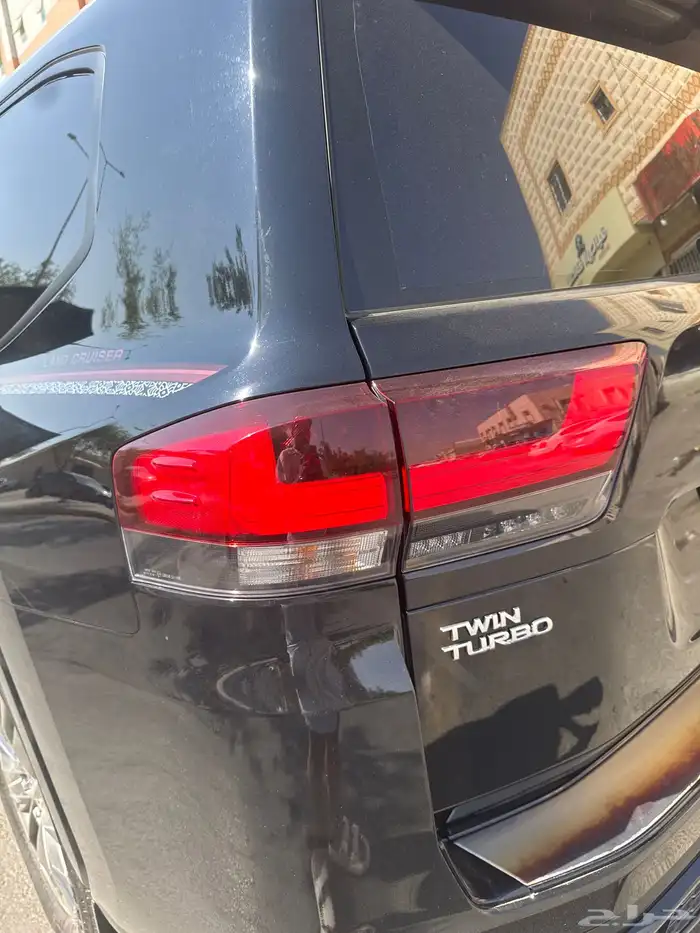 صدام تويوتا لاند كروزر   سطب 1