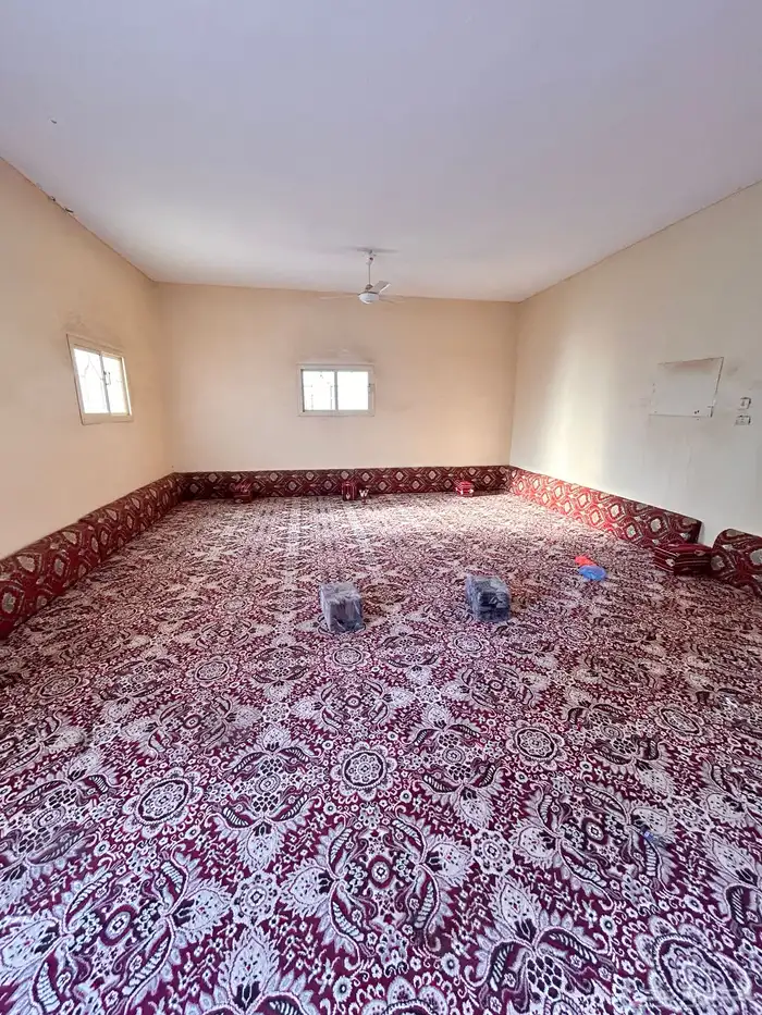 حوش عمارة ومجلس خارجي خلف البيك للبيع 7