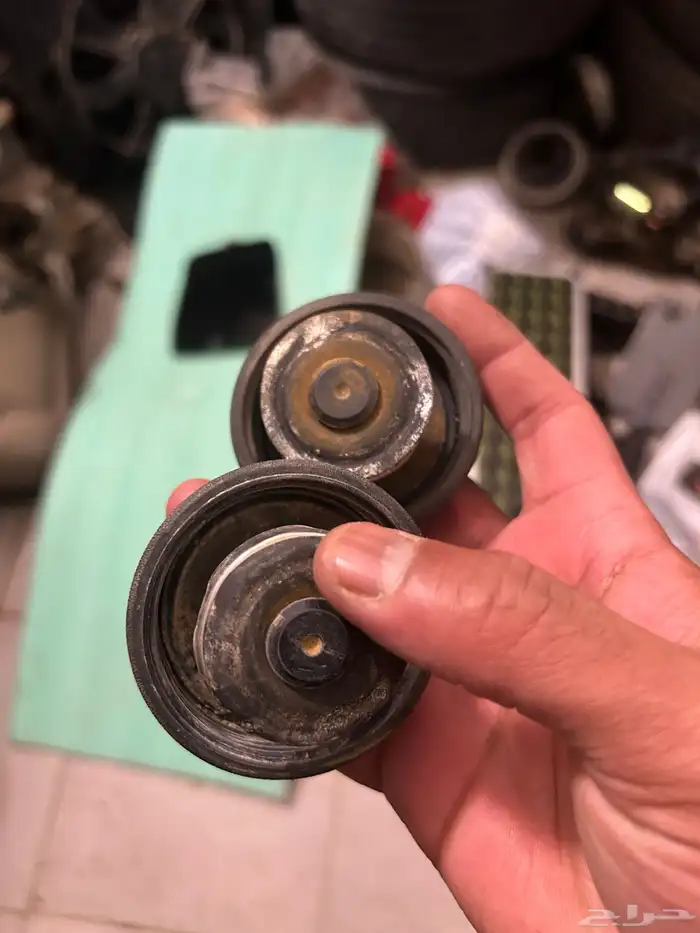 للبيع قطع غيار كابرس ولومينا من 2000 إلى 2006 13