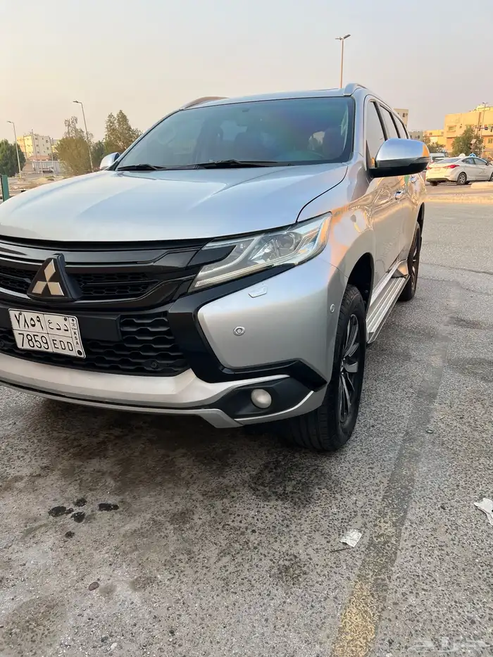 متسوبيشي مونتيرو فل 0