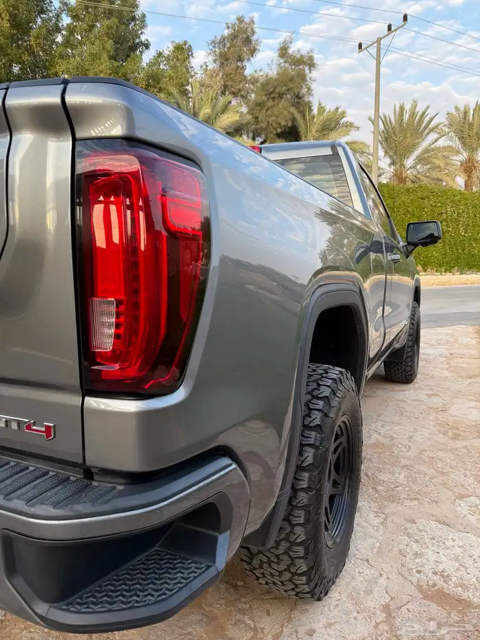 سييرا AT4 نظيف رمادي 54