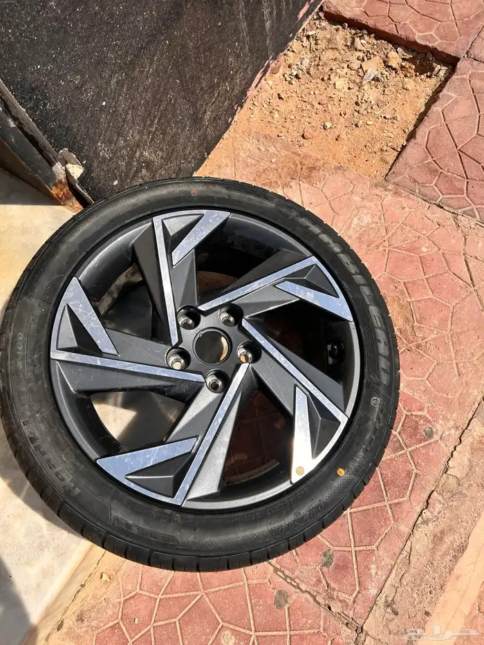 جنط النترا وكالة مع ادوات السلامه عفريتها. مفتاح عجل شنقار 0