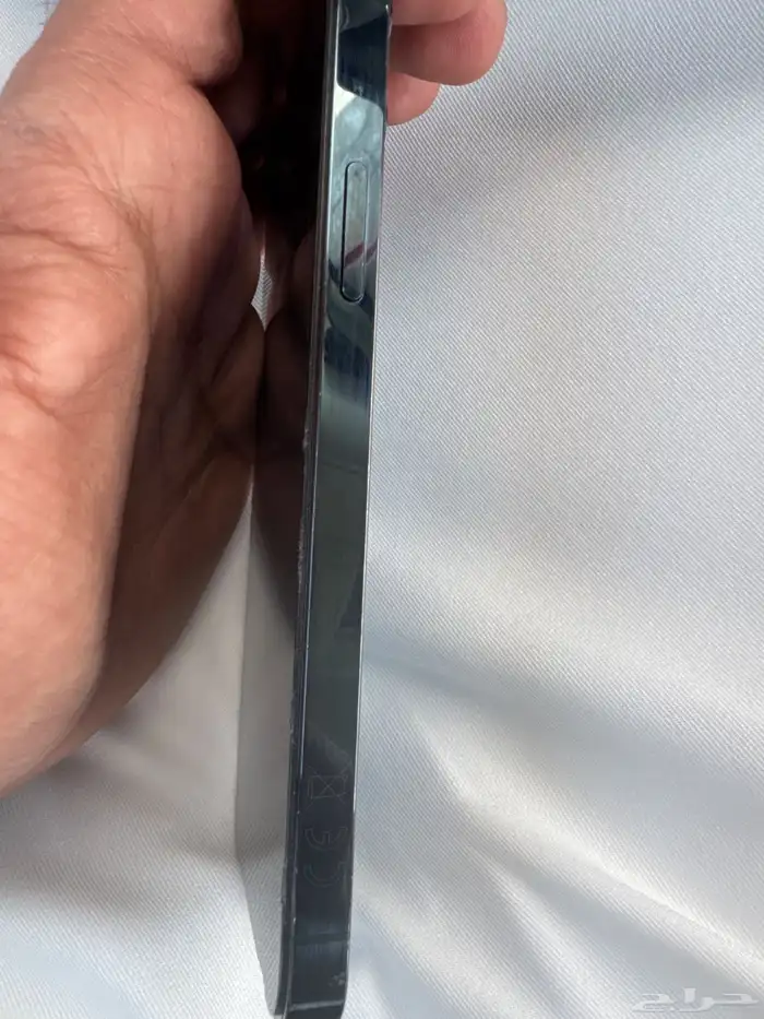 ايفون 12 اللون كحلي 0