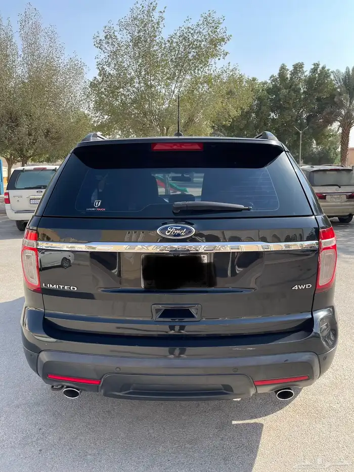 فورد اكسبلورر ليمتيد 2013 6