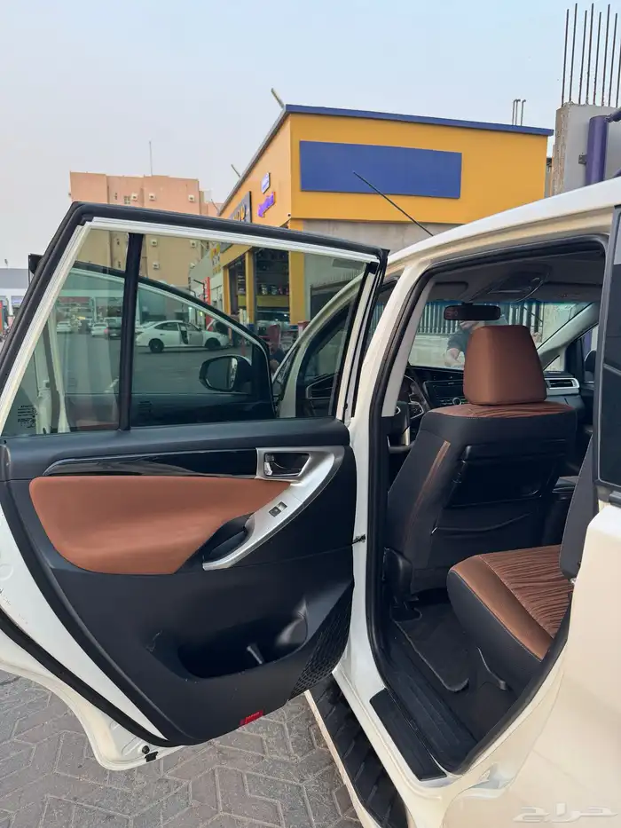 انوفا تايوتا 2017 3