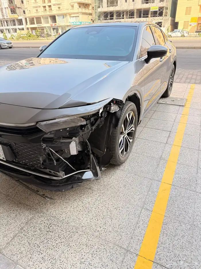 تويوتا كراون 2023 لون رمادي 8