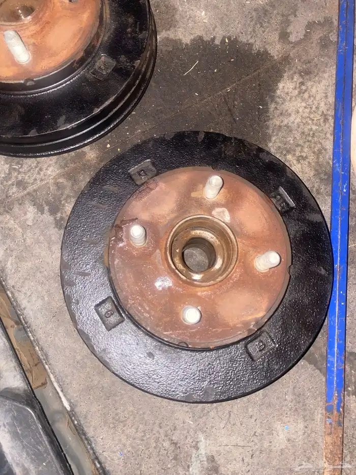 هوبات خلفي ميستوبيشي اتراج 0