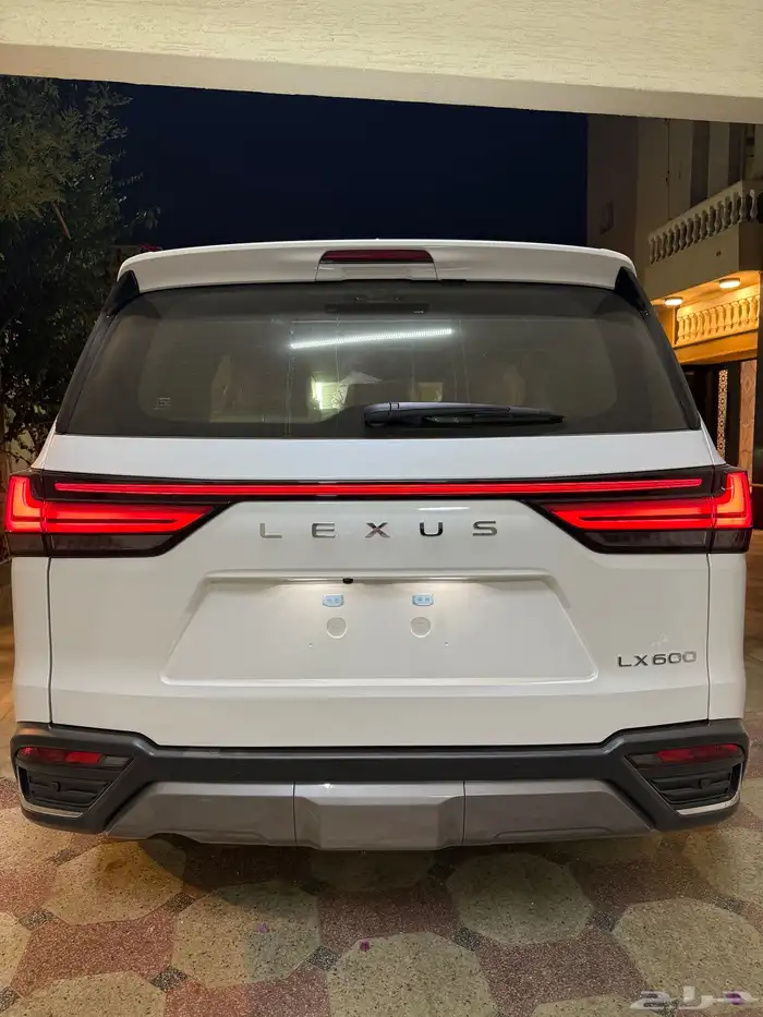 لكزس Lx600 BB 2025 اصفار 11